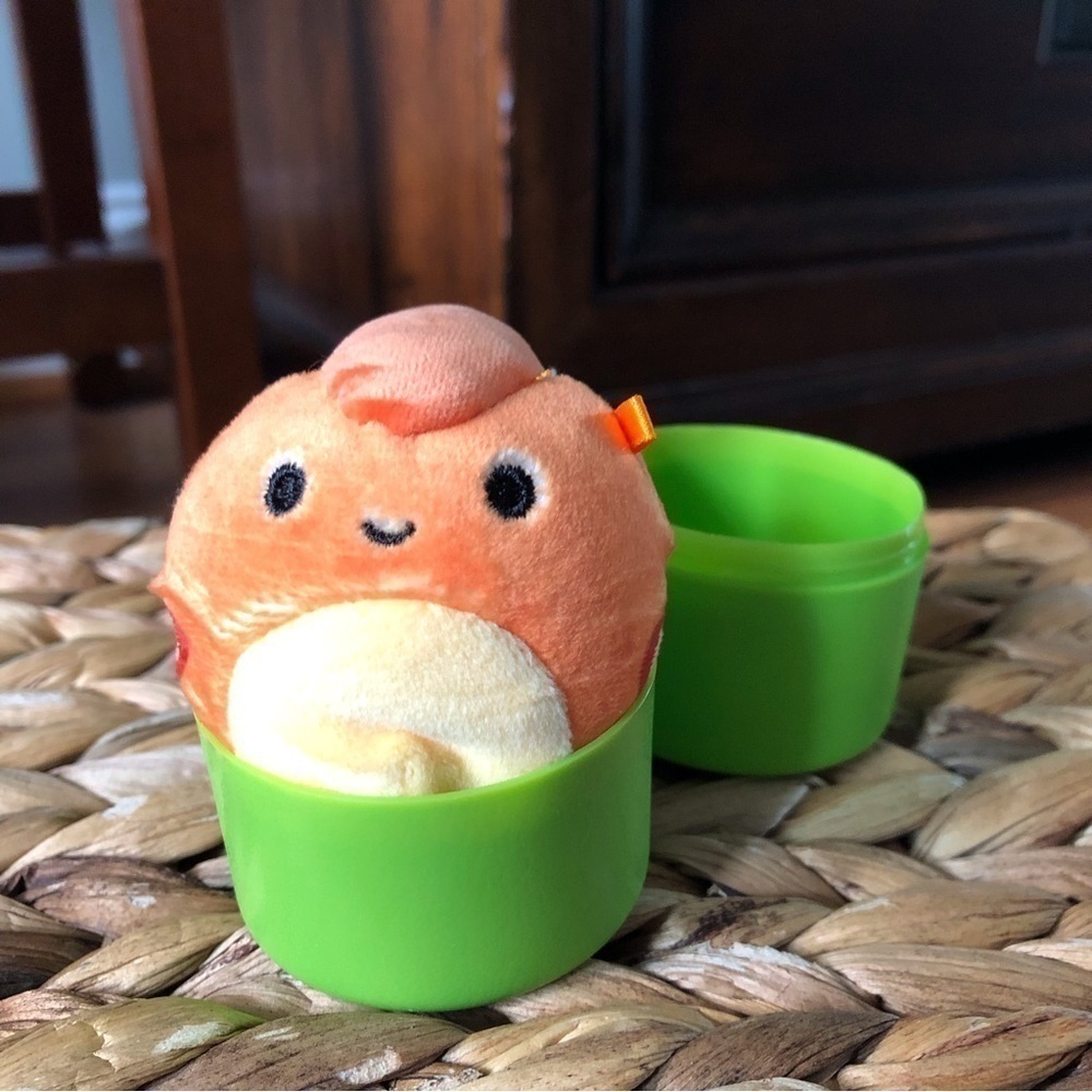 Squishmallows micromallow Nichelle the Parasaurolophus